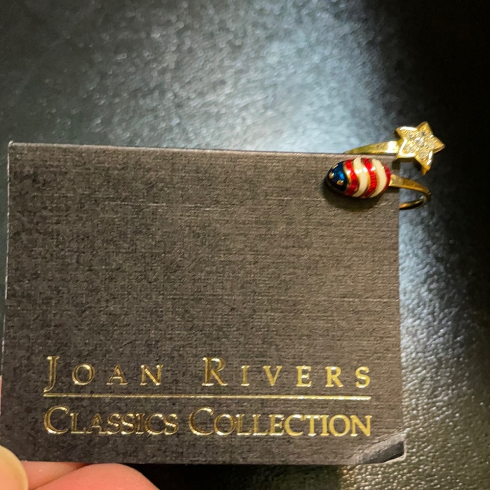 Joan River collection bypass ring star/flag